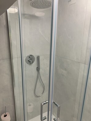 Hair dryer, towels, soap, toilet paper - Tourist accommodation Civitavecchia la Taverna (Civitavecchia)