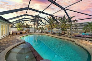 屋外プール、温水プール