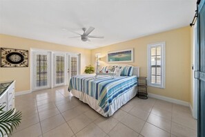 4 habitaciones, wifi gratis, ropa de cama y acceso para silla de ruedas 