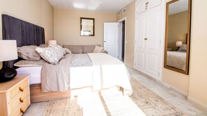 1 makuuhuone, silitysrauta/-lauta, ilmainen Wi-Fi, vuodevaatteet