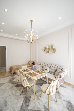 Appart'hôtel Familial, vue ville | Coin séjour