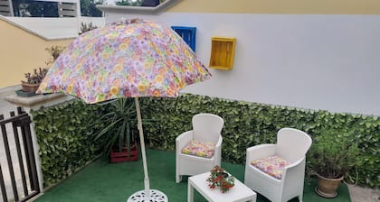 BLUE SEA COTTAGE 200 METERS FROM THE BEACH SUITABLE FOR FAMILY