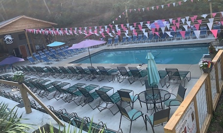 Seasonal outdoor pool