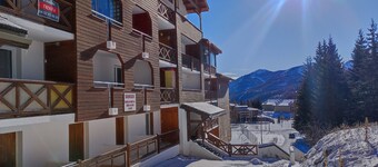 Lovely 4-person apartment 50 m from Labrau chairlift