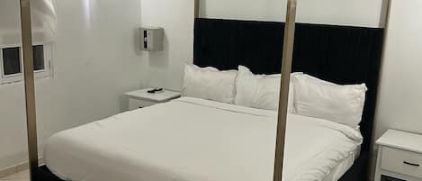 1 chambre, fer et planche à repasser, Wi-Fi gratuit, draps fournis