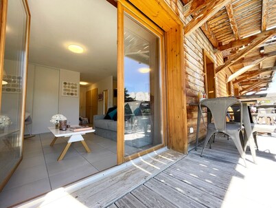 Apartment La Joue du Loup 4 people at the foot of the slopes