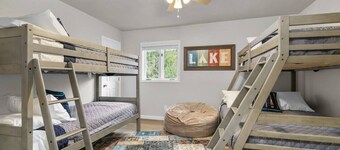 Sleeps 13! Lake Front|WaterToys!