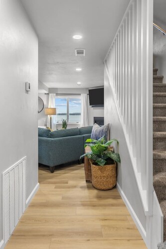 Sleeps 13! Lake Front|WaterToys!