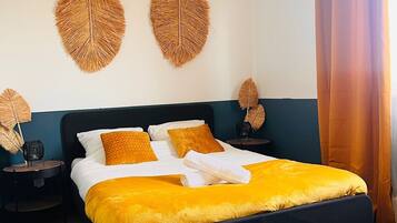 1 bedroom, WiFi, bed sheets