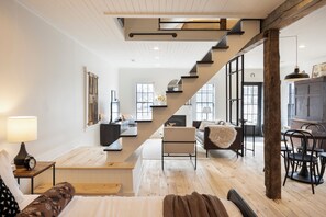 1 غرفة نوم ومكواة/لوح كي وواي فاي مجانًا وملاءات أسرّة