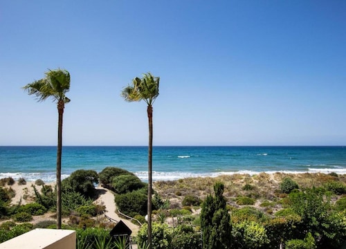 Charming Apartment With Pool