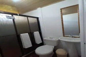 Handtücher, Seife, Toilettenpapier