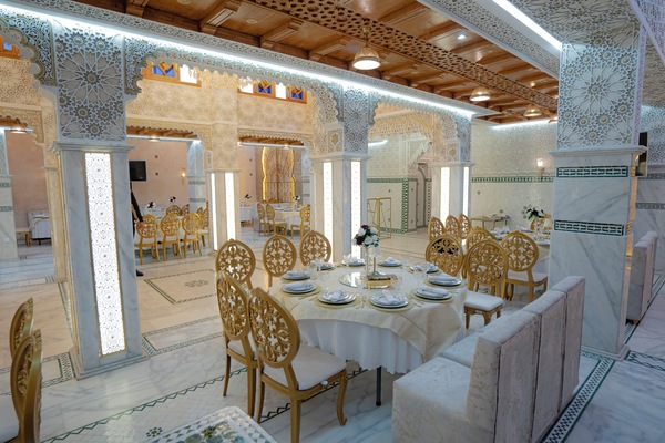 Banquet hall