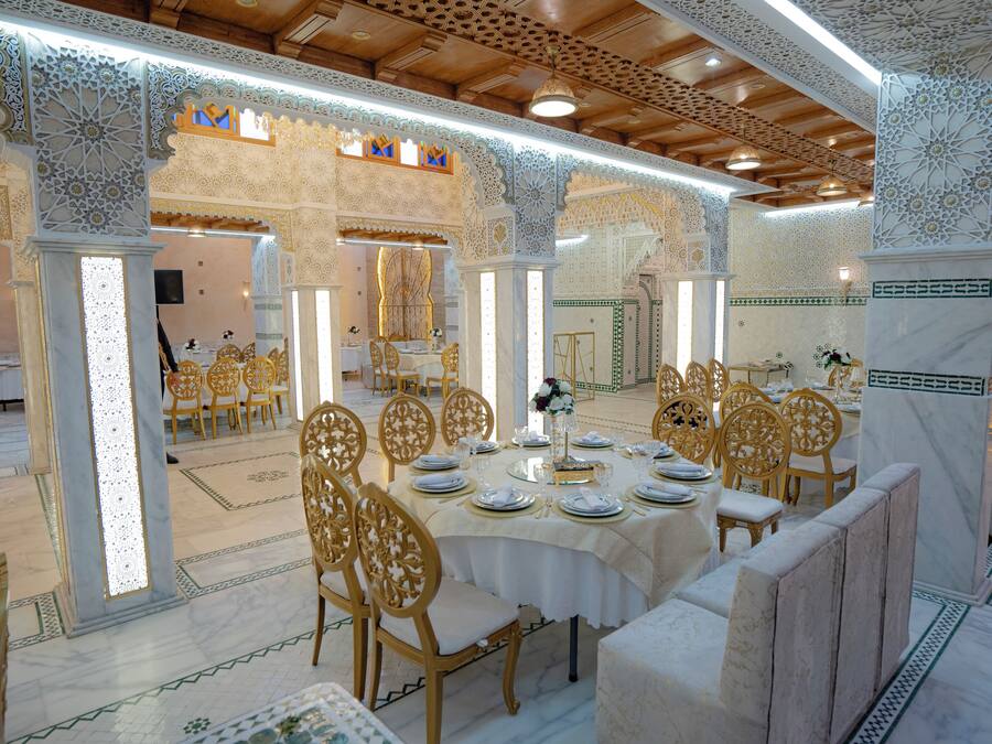 Banquet hall