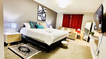 4 bedrooms, desk, iron/ironing board, travel cot