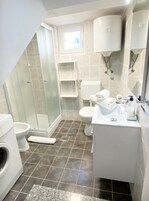 Apartment | Bathroom | Hair dryer