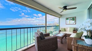 Property grounds - Oceanfront Spacious Condo Sleeps 3 Stunning Ocean, Tropical Beach and Bay Views (Honolulu)