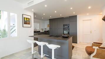 Apartment | Private kitchen