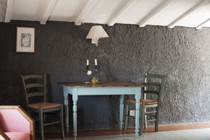 Dining - Gemini, Cosy Tuscan Apartment (Agliano Peralla)