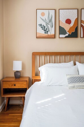 3 bedrooms, desk, free WiFi, bed sheets