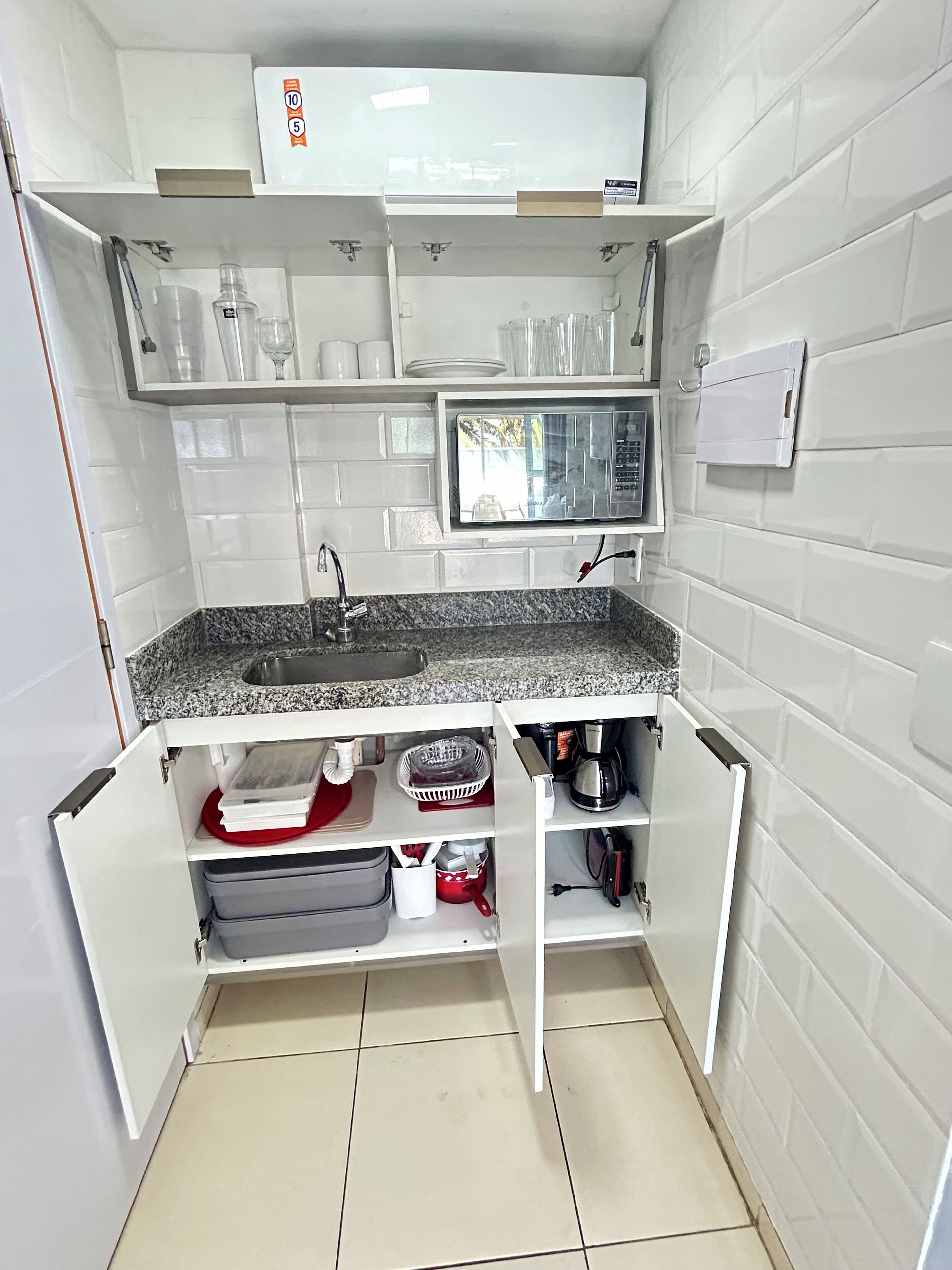 Foto - Melhores Flats - Maravilhosa varanda frente ao mar