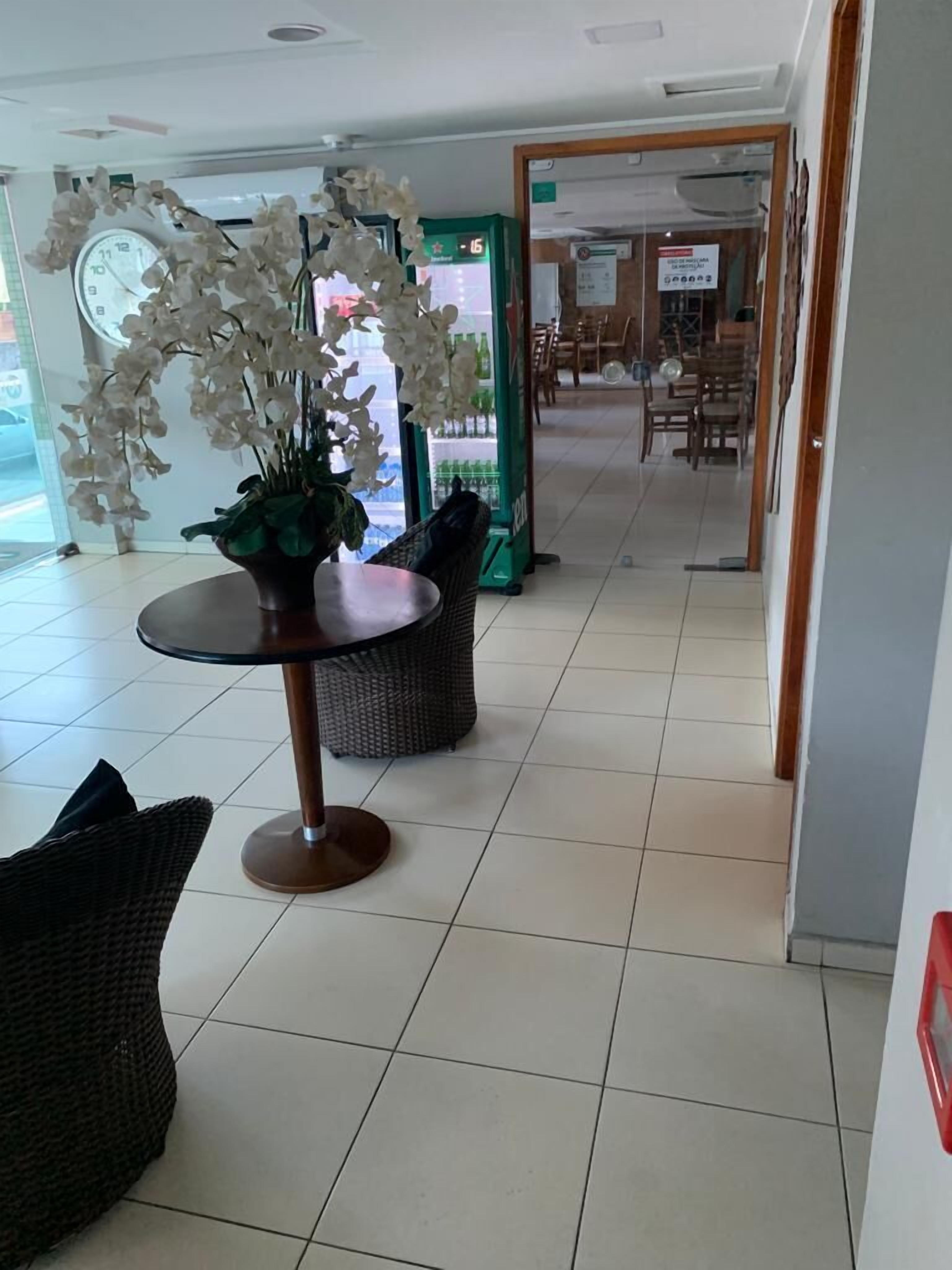 Foto - Melhores Flats - Maravilhosa varanda frente ao mar