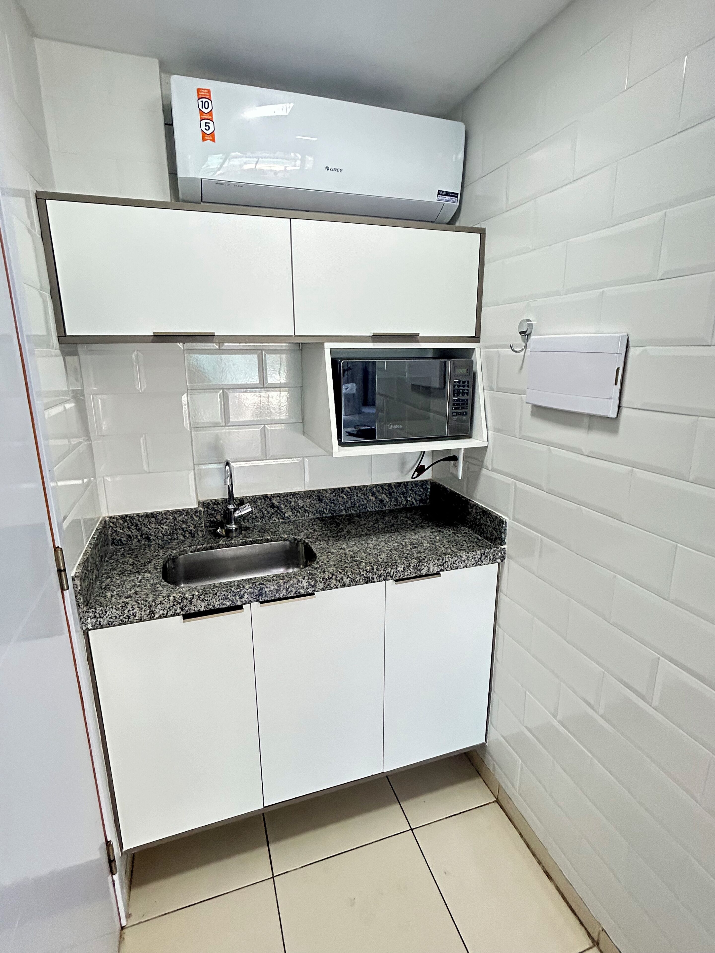 Foto - Melhores Flats - Maravilhosa varanda frente ao mar