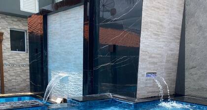 Happy Corner Cottage