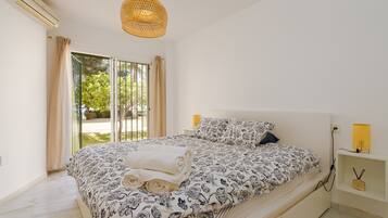 Huoneisto | 2 makuuhuonetta, silitysrauta/-lauta