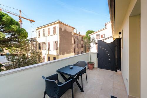 Apartment | Balcony