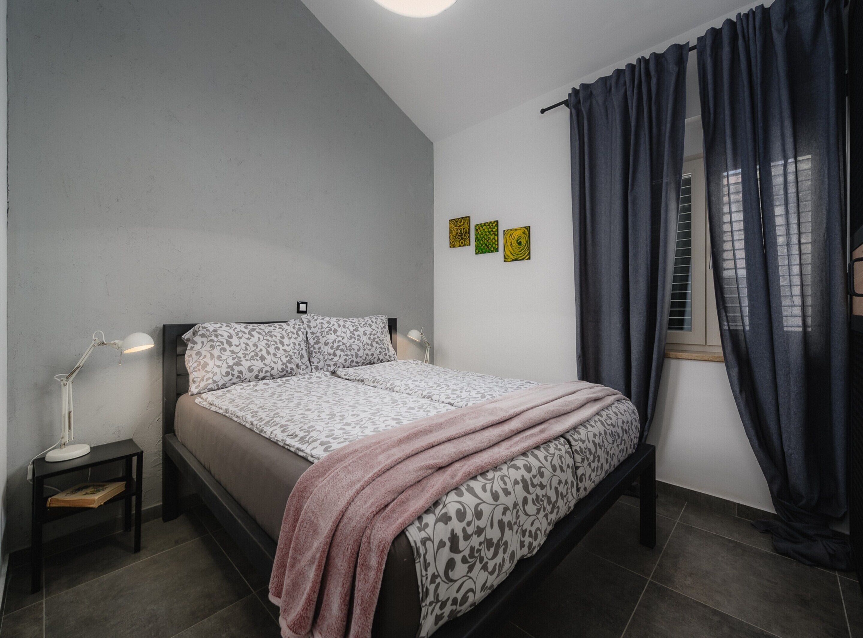 Apartment | 2 bedrooms, iron/ironing board