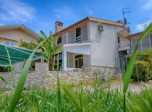 Apartment | Exterior