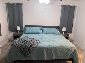 3 soverom, strykejern/-brett, wi-fi og sengetøy