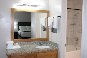 Standard Room, Multiple Beds, Non Smoking | Desk, laptop workspace, free WiFi, bed sheets