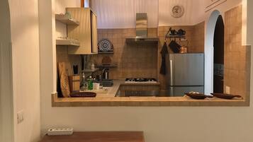 Forno, piano cottura, lavastoviglie