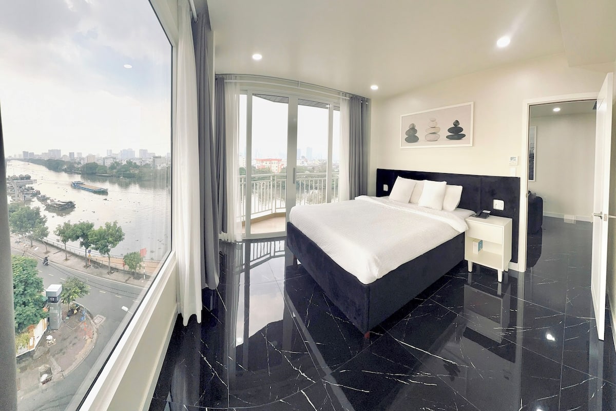 Presidential Room | Premium bedding, individually decorated, individually furnished