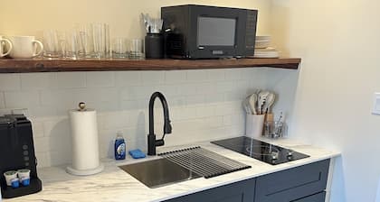 The Innwoods - Studio Apartment 1