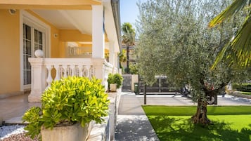 Apartment | Exterior