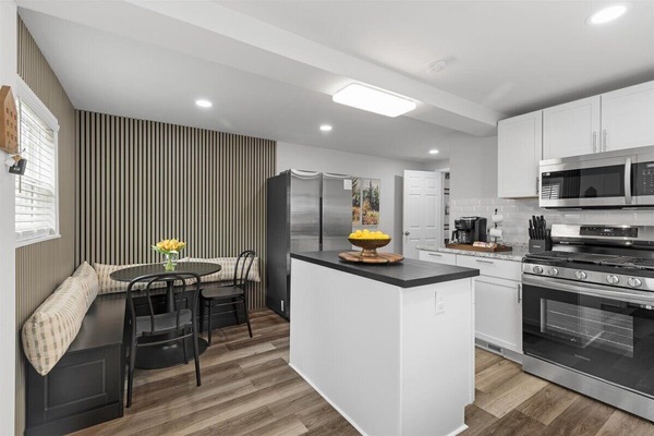 Microones, forn, placa de cuina i rentaplats