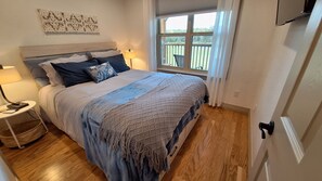 1 bedroom, iron/ironing board, WiFi