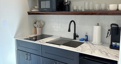 The Innwoods - Studio Apartment 2