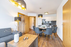 Apartment | Private kitchen - Graceful Apartment in Salzburg With Balcony (Bad Hofgastein)