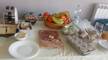 Tägliches inbegriffenes Frühstücksbuffet