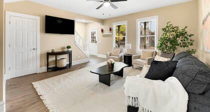 Trendy 2-bedroom house in downtown Fort Wayne