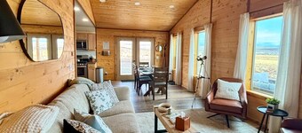 Explore Oregon Outback - Sauna - Hot Tub - Stargaze - WIFI - Bird Watching