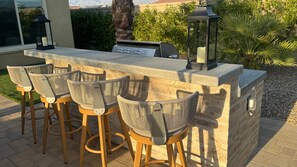 Terrace/patio - Paradise Island: Luxury Villa with Panoramic Views and Clubhouse Access..managed by Greenday! (Rancho Mirage)