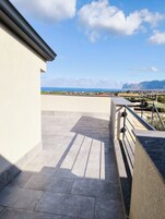 Quarto, 1 quarto, vista para o mar | Terraço/pátio