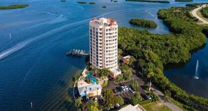 Perfect Island Escape - Beach, Pool, Restaurant & More! -FMB Condo Island Paradise - Roelens