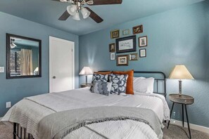 5 Schlafzimmer, Bügeleisen/Bügelbrett, Reisekinderbett, WLAN