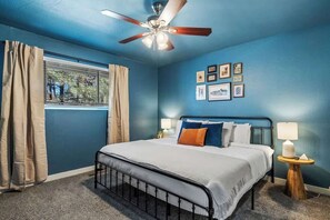 5 chambres, fer et planche à repasser, lit parapluie, Wi-Fi